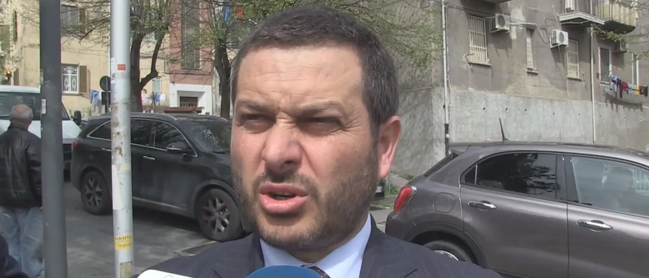 Forza Italia sgomenta: «Parole di Caruso assurde, ha ridotto il ruolo di sindaco a tagliare nastri per i click»