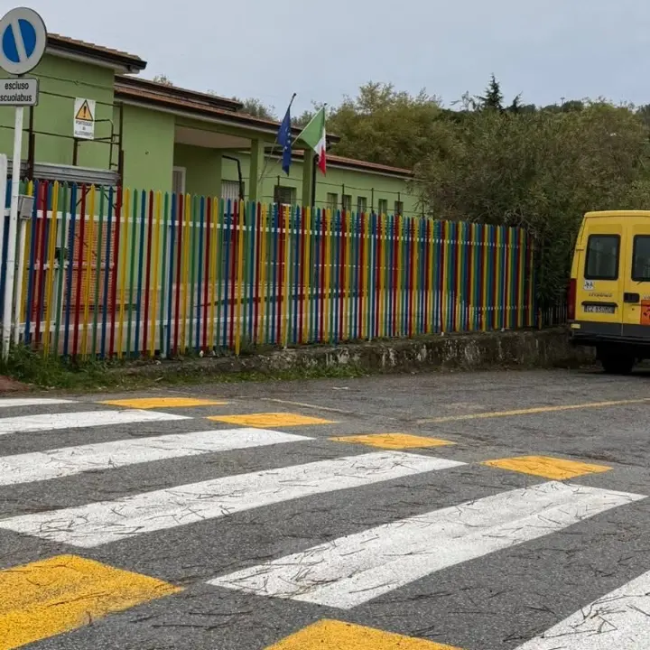 Viabilità, completati i lavori di ripristino dei dossi e degli attraversamenti pedonali a Jonadi e Vena\n