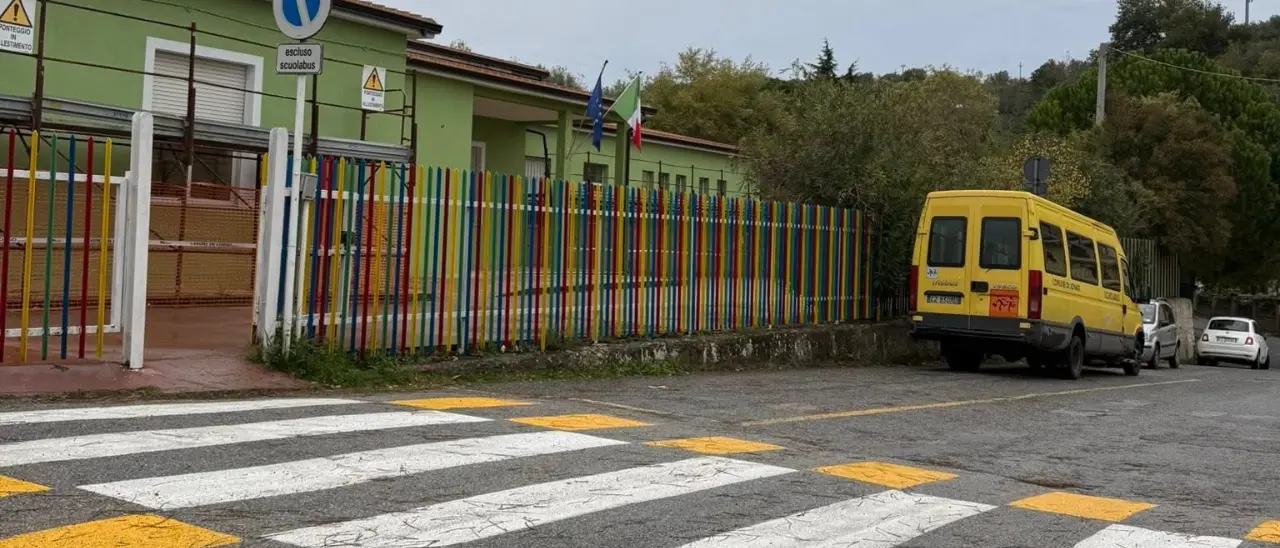 Viabilità, completati i lavori di ripristino dei dossi e degli attraversamenti pedonali a Jonadi e Vena\n