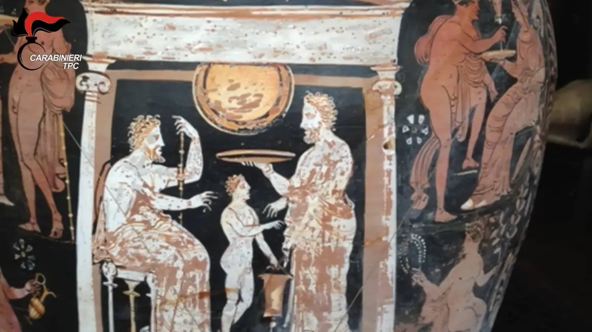 Reperti da scavi clandestini trovati al Nord, saranno esposti al museo di Vibo