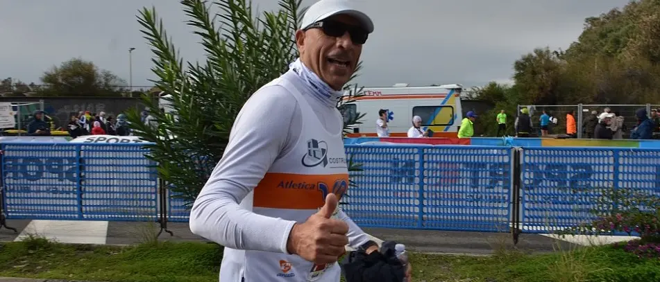 Atletica, il maratoneta vibonese Salvatore Crudo taglia il prestigioso traguardo delle 150 presenze