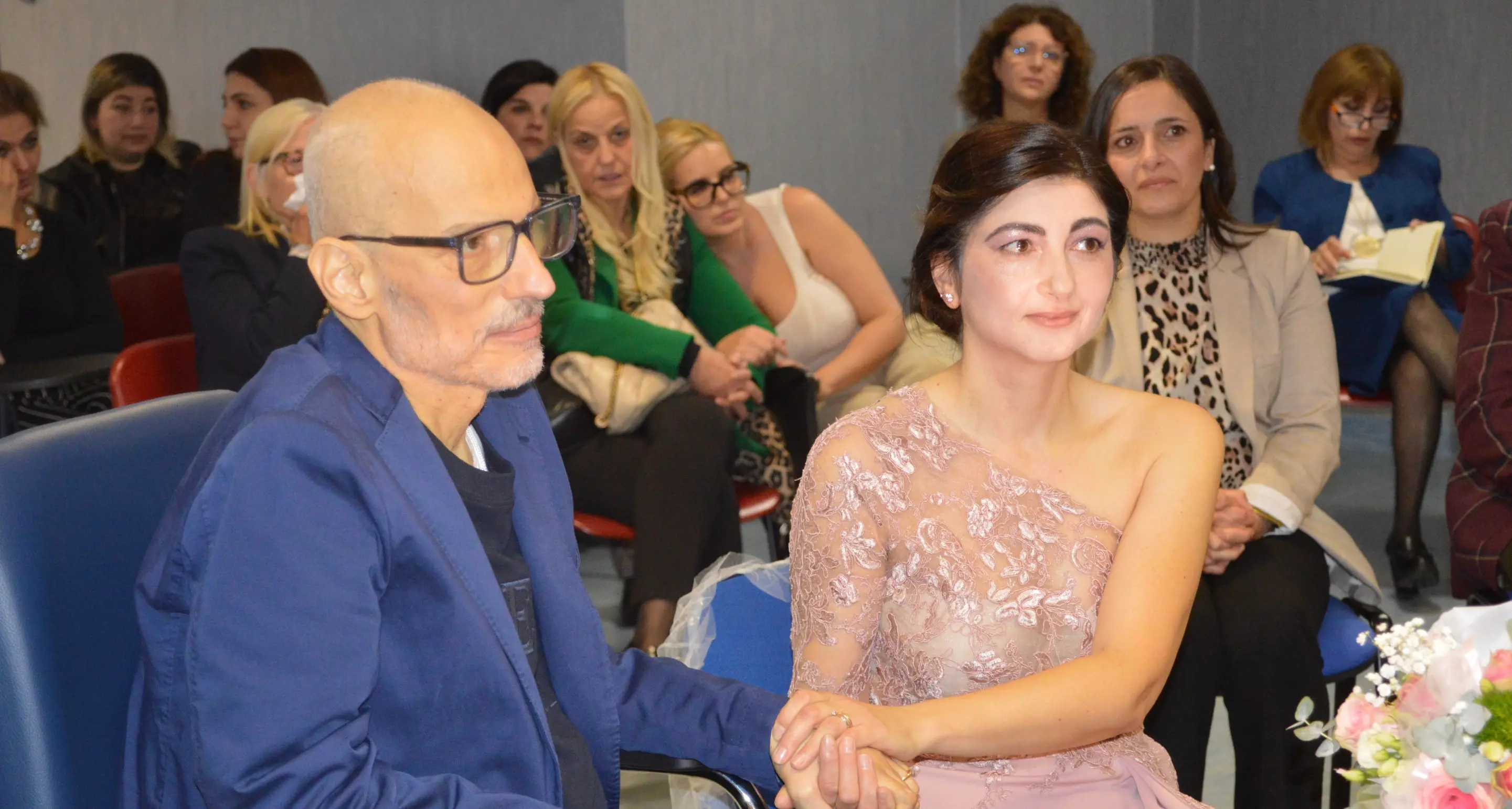 Igor e Miuta sposi: il\u00A0Sì più bello coronato tra le corsie dell’ospedale di Lamezia dove è sbocciato l’amore\n