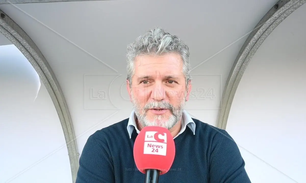Fcd Bisignano, Andrea Spinelli sarà il nuovo allenatore: si attende solo l’annuncio ufficiale\n