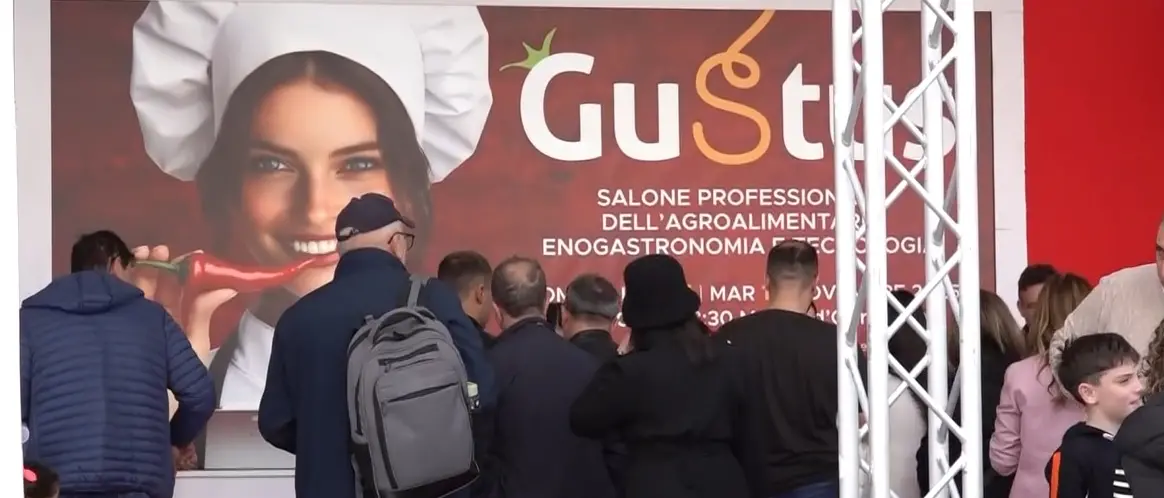 La Calabria protagonista a Gustus, la fiera dei sapori mediterranei di Napoli\n