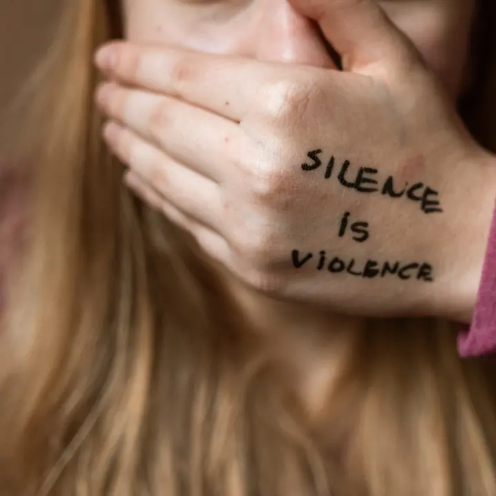 Giornata internazionale contro la violenza sulle donne, a Parghelia\u00A0un evento sulla prevenzione\n