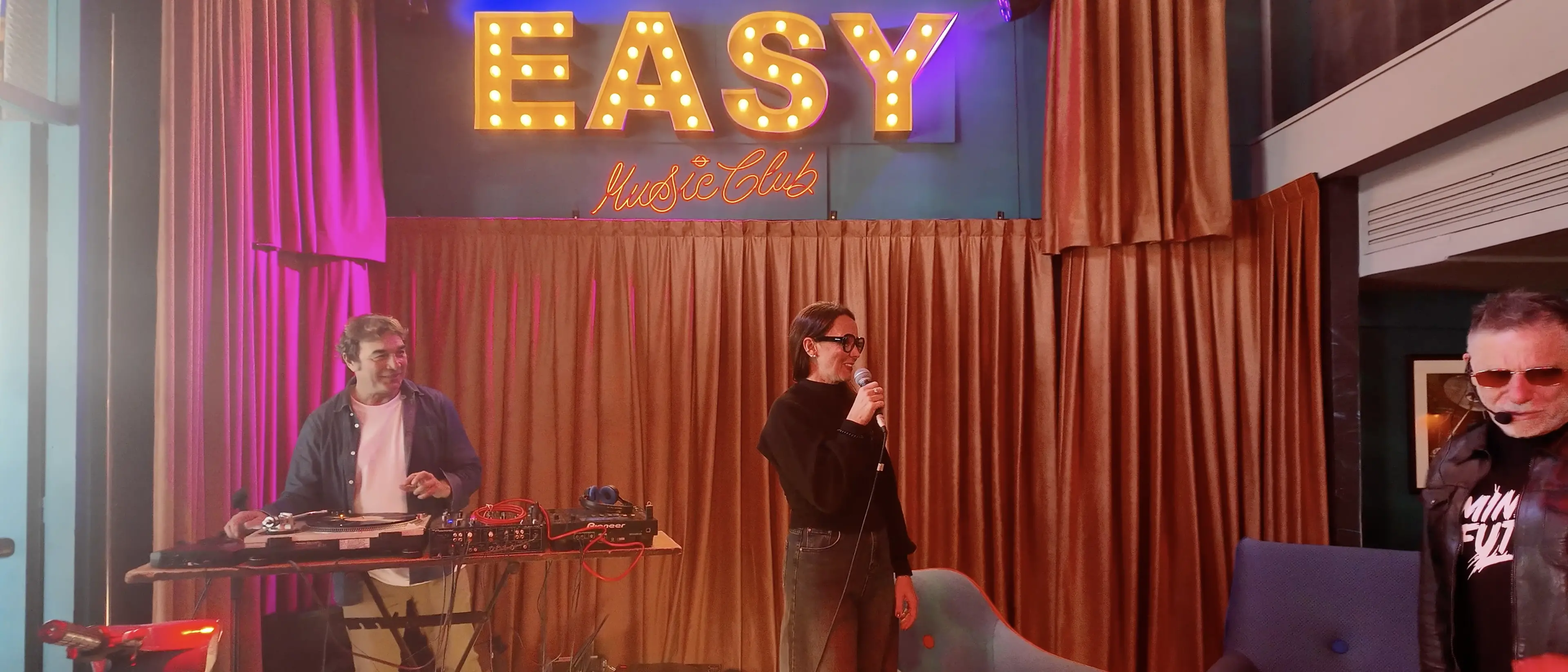 Filippo Lo Presti: «La musica è un ponte tra generazioni». Quarant’anni di voce, vinili e movida reggina\n