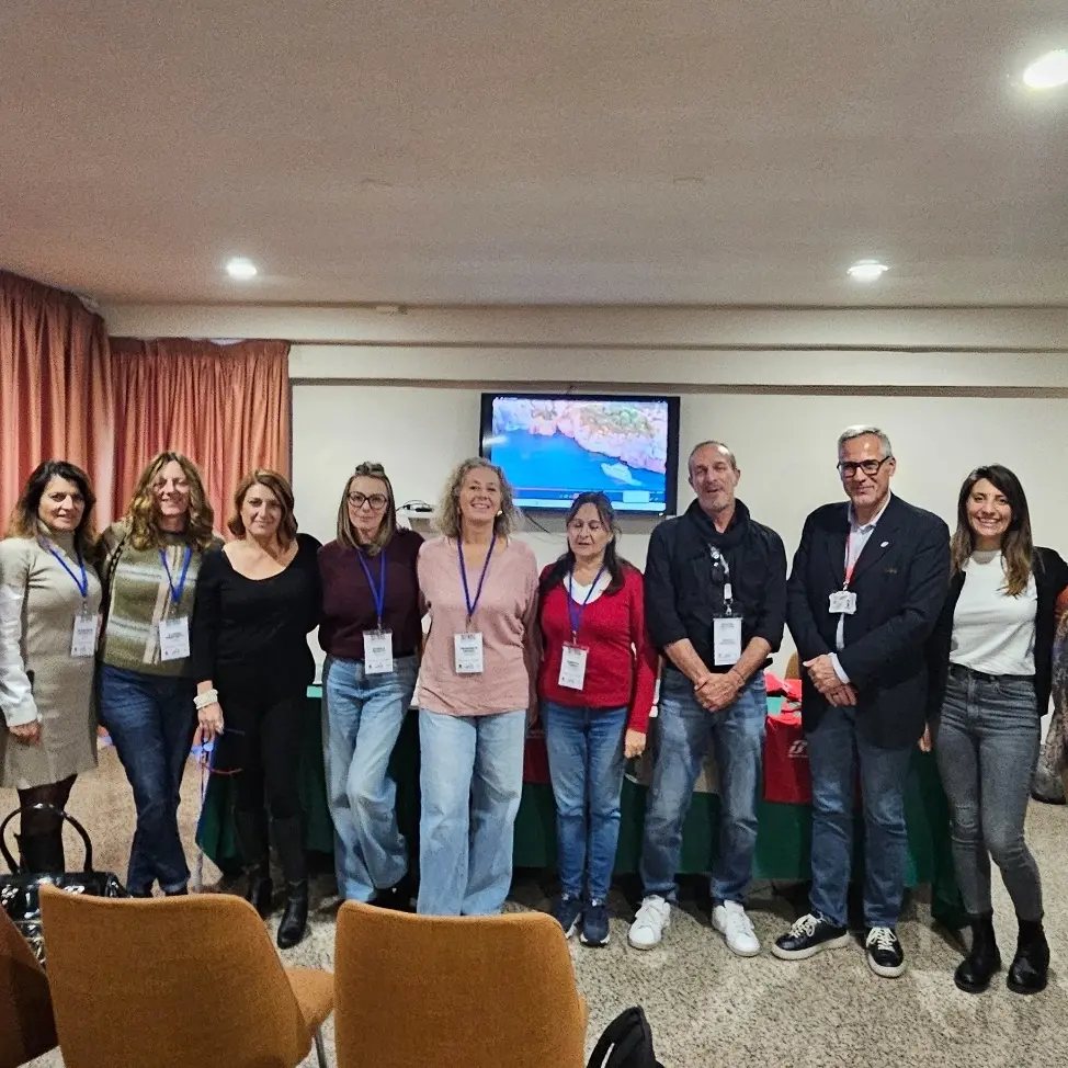 Viaggiare in treno alla scoperta della Riviera dei Cedri: la proposta grazie alla\u00A0partnership Ecotur–Trenitalia\n