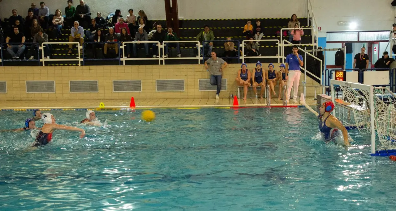 Pallanuoto, la Smile Cosenza travolge la Locatelli Genova: è il quarto\u00A0successo consecutivo