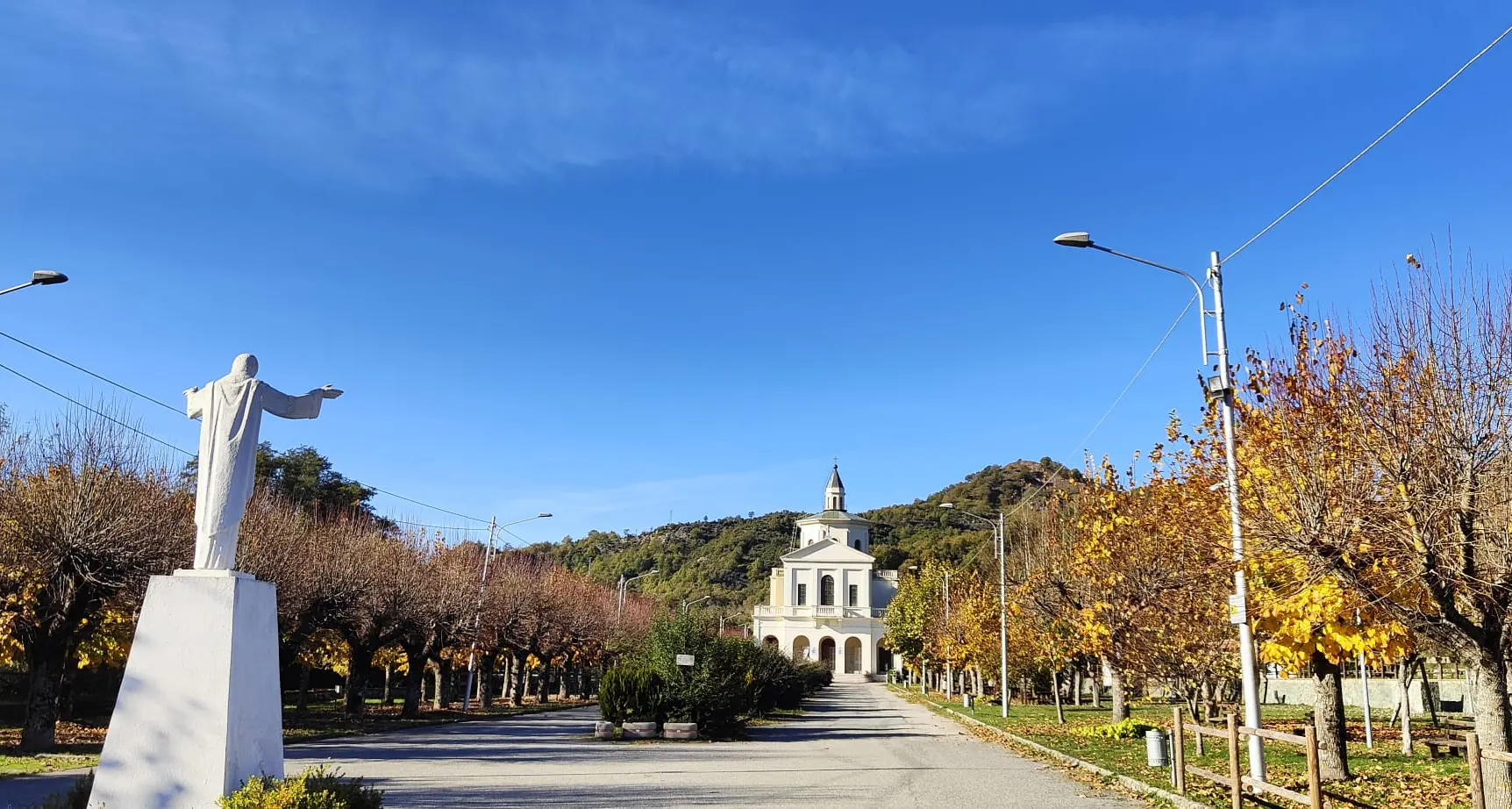 Gimigliano, dal sogno di un giovane sbandato al culto della Madonna:\u00A0storia e spiritualità della Basilica di Porto\n