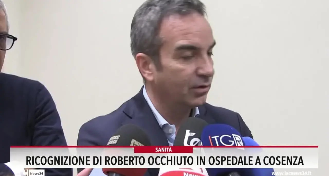 Ricognizione di Roberto Occhiuto in ospedale a Cosenza