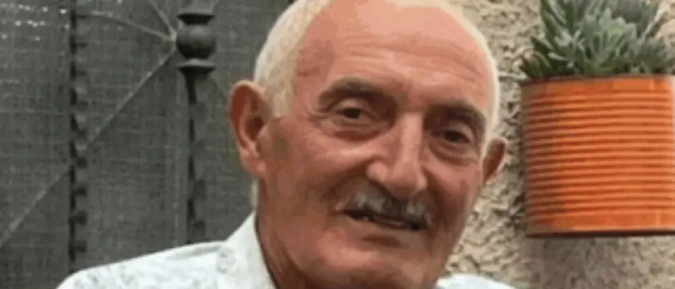 Fagnano Castello, muore schiacciato tra il cancello di casa e l’auto\n