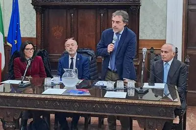 Far sentire la voce dei sindaci all’interno di Autonomie Locali Italiane. Fiorita avvia il percorso\n