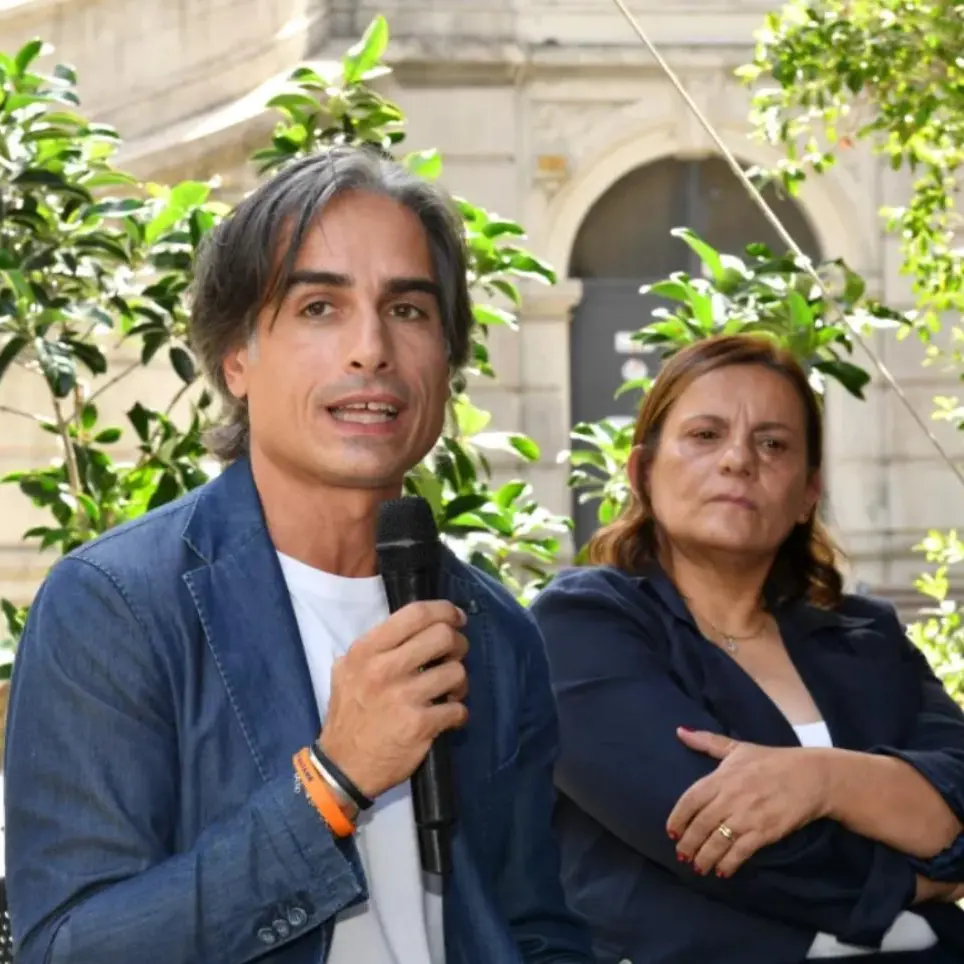 Reggio, il Comune\u00A0aderisce alla campagna «Go Blue» di ANCI e UNICEF: centrali i\u00A0diritti dei minori nelle politiche sociali\n