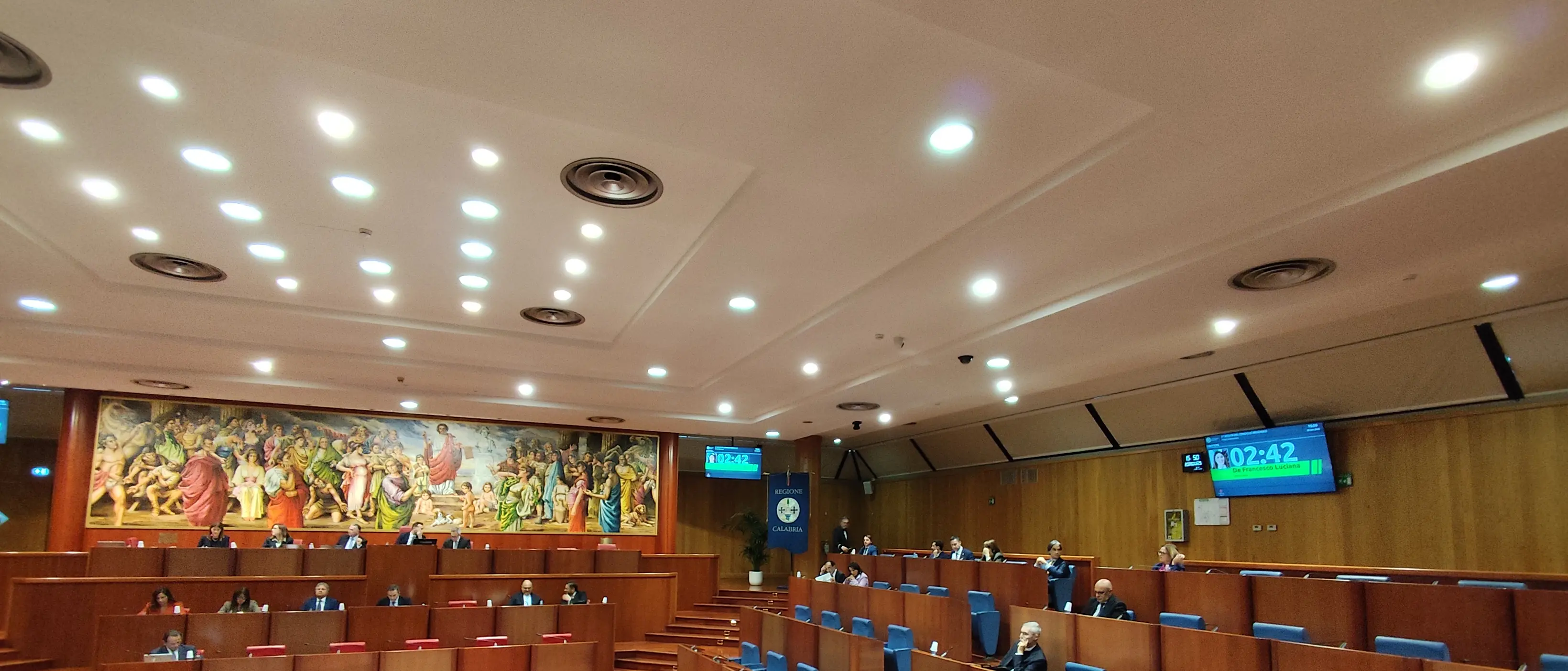 Pane e politica, i gruppi del Consiglio regionale restituiscono oltre 500mila euro non spesi: tutte le cifre\n