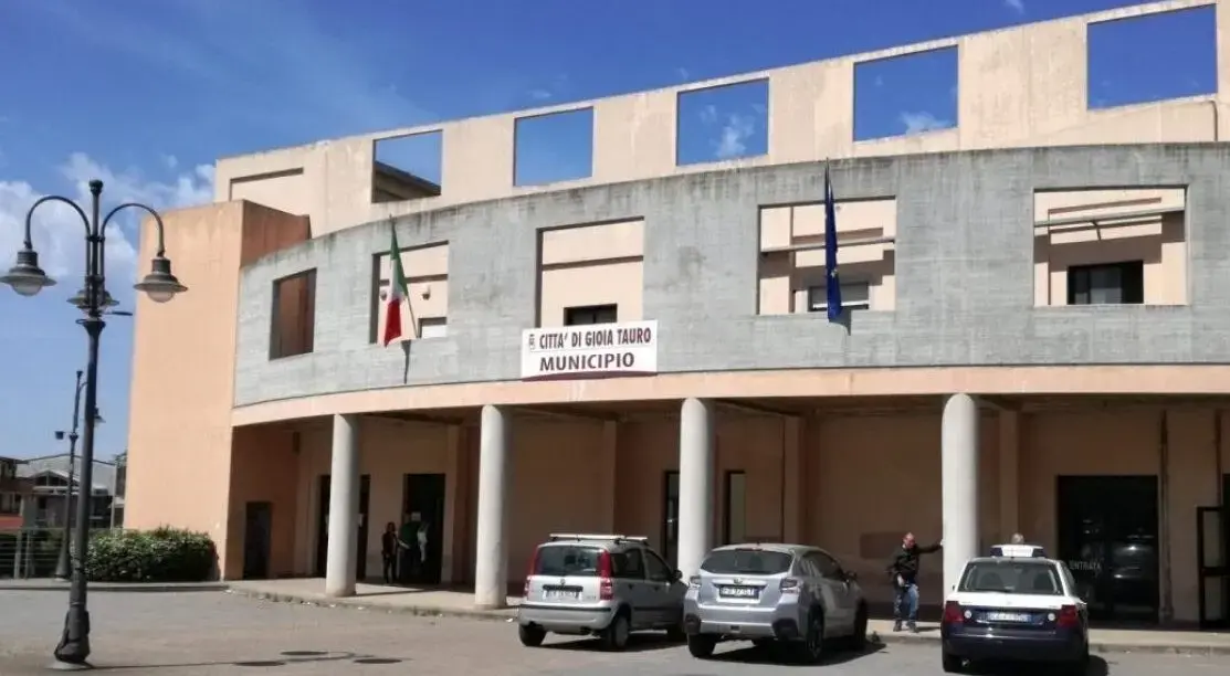 Gioia Tauro, la biblioteca comunale diventa digitale\n