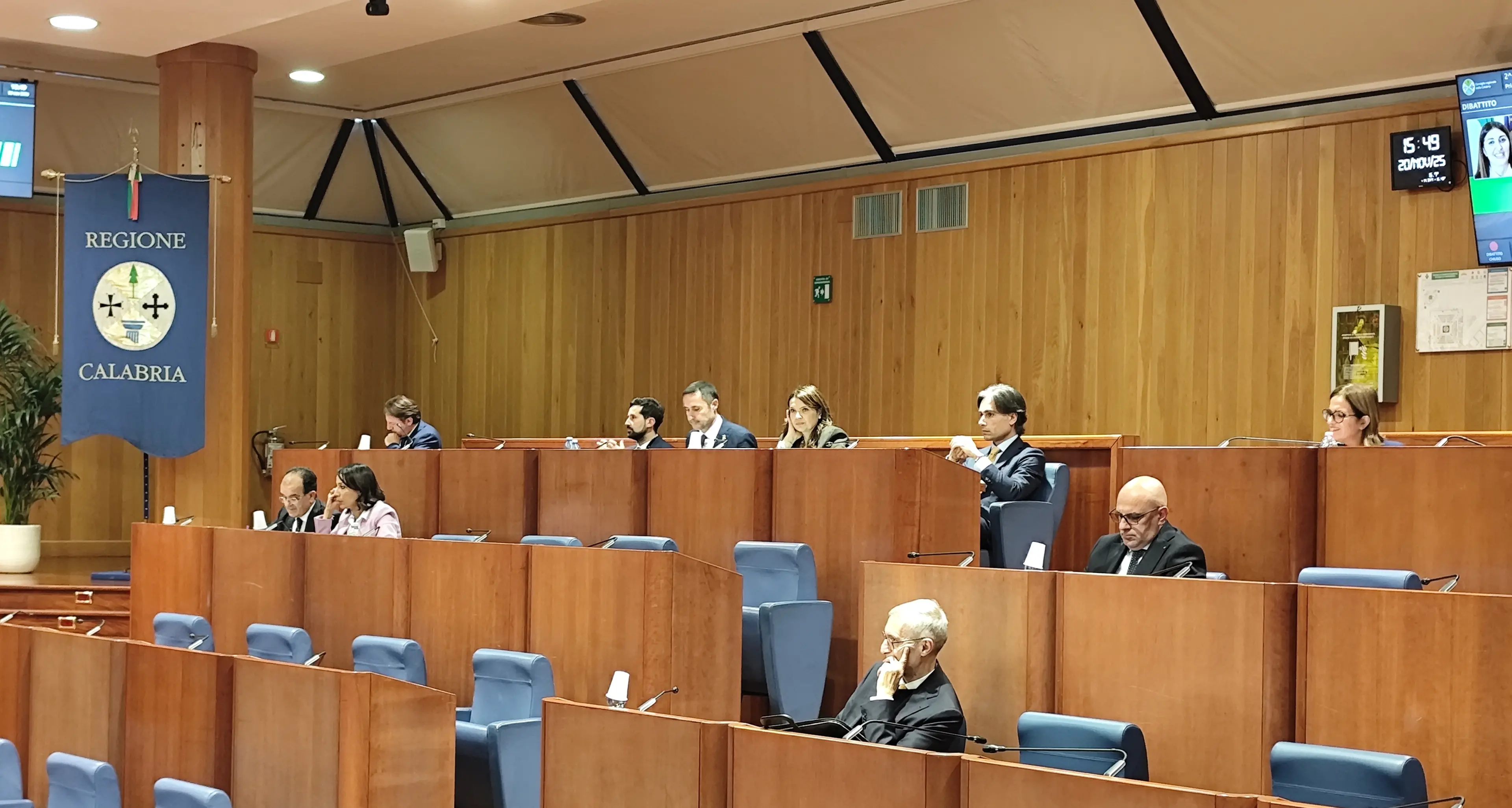 Consiglio regionale, Tridico:\u00A0«Calabria ultima su tutti i fronti mentre qui si pensa a poltrone e giochi di potere»