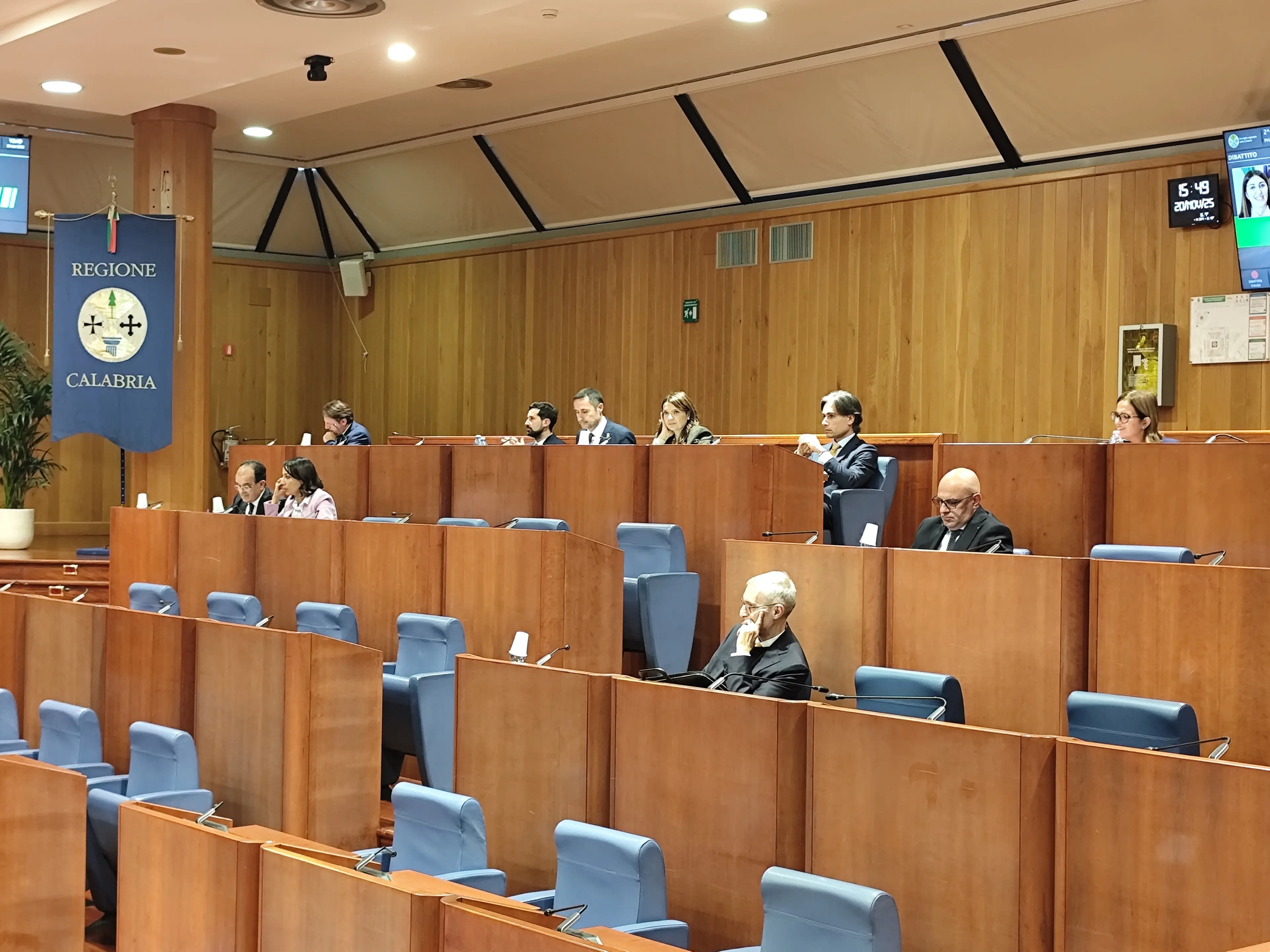 Consiglio regionale, Tridico:\u00A0«Calabria ultima su tutti i fronti mentre qui si pensa a poltrone e giochi di potere»