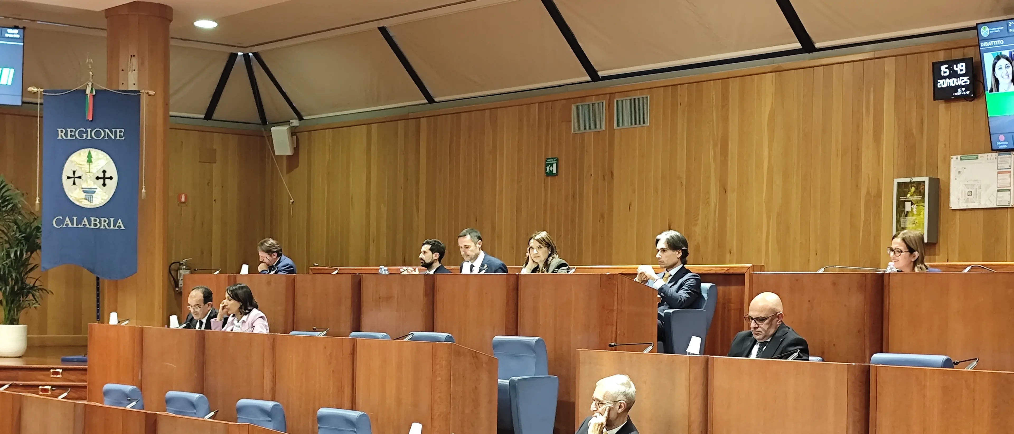 Consiglio regionale, Tridico:\u00A0«Calabria ultima su tutti i fronti mentre qui si pensa a poltrone e giochi di potere»