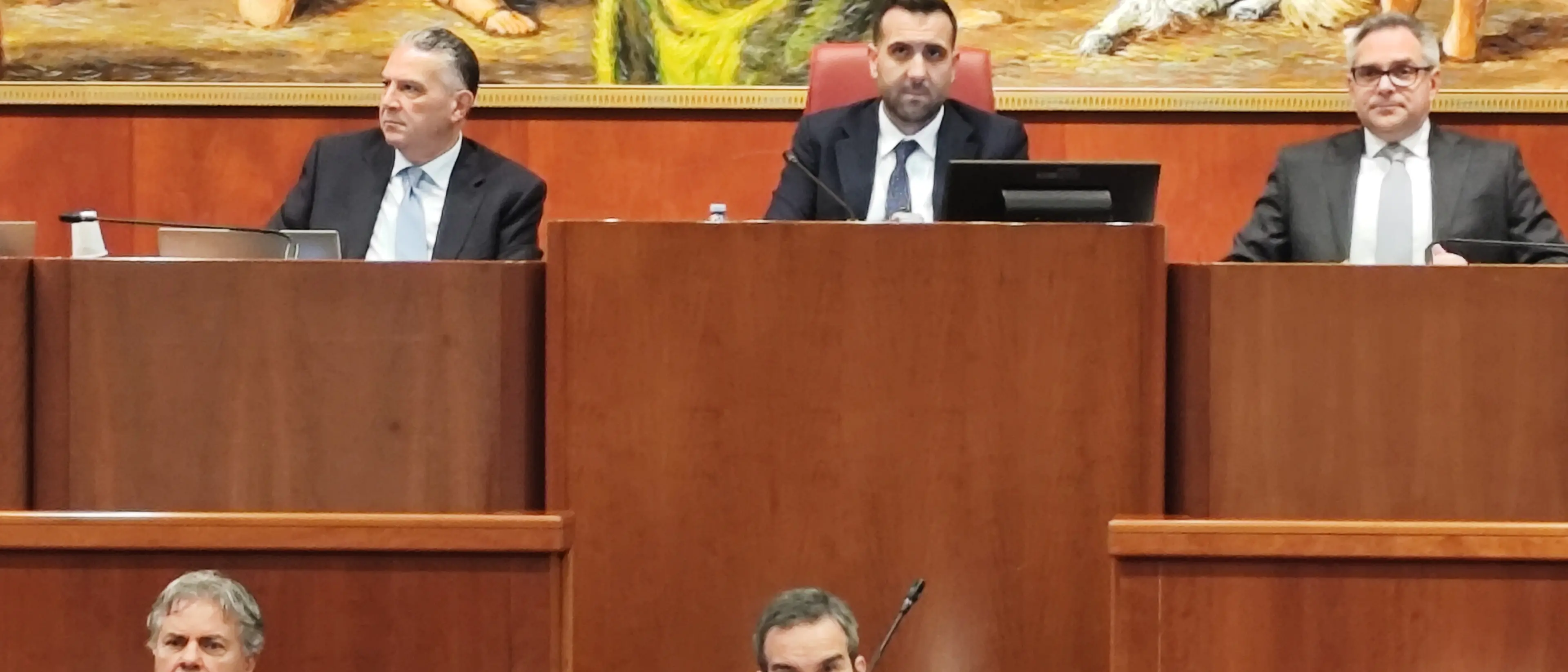 Consiglio regionale, Occhiuto incassa l’ok al programma con 21 Sì: «Con questa opposizione continueremo a lungo...»\n