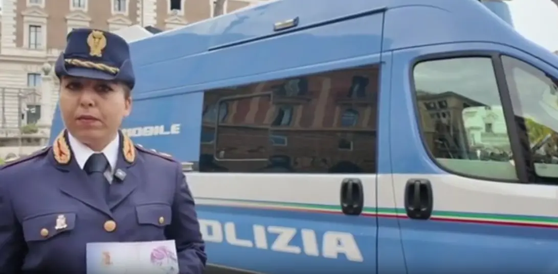 La Polizia di Stato lancia la campagna di sensibilizzazione contro la violenza di genere \"Questo non è amore\"\n