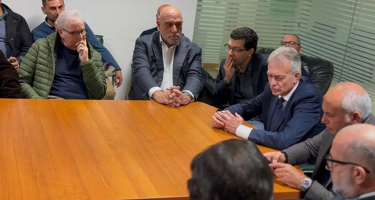 Vertenza Amaco, istituito un tavolo tecnico. Gallo: «La Regione impegnata per arrivare a una soluzione stabile»\n