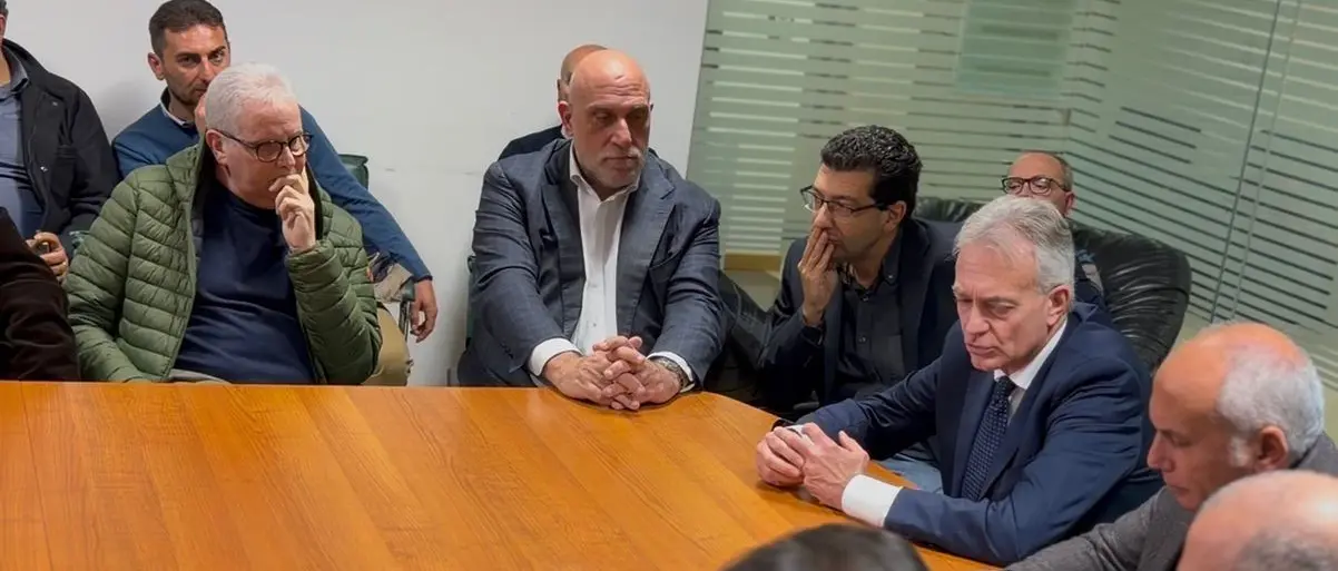 Vertenza Amaco, istituito un tavolo tecnico. Gallo: «La Regione impegnata per arrivare a una soluzione stabile»\n