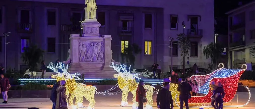 Reggio, pubblicata la Manifestazione di interesse per la vendita di prodotti a Piazza Duomo\n