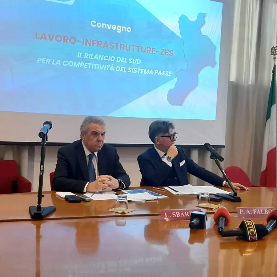 Dalla Calabria un libro bianco per il Governo Meloni: le proposte delle categorie produttive al sottosegretario Sbarra\n