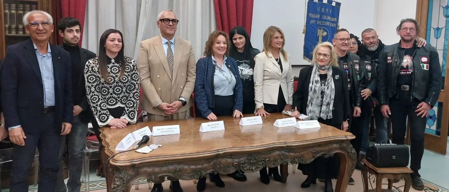 Reggio, alla Biblioteca comunale l’evento “Coloriamo il futuro” per i diritti dei bambini\n