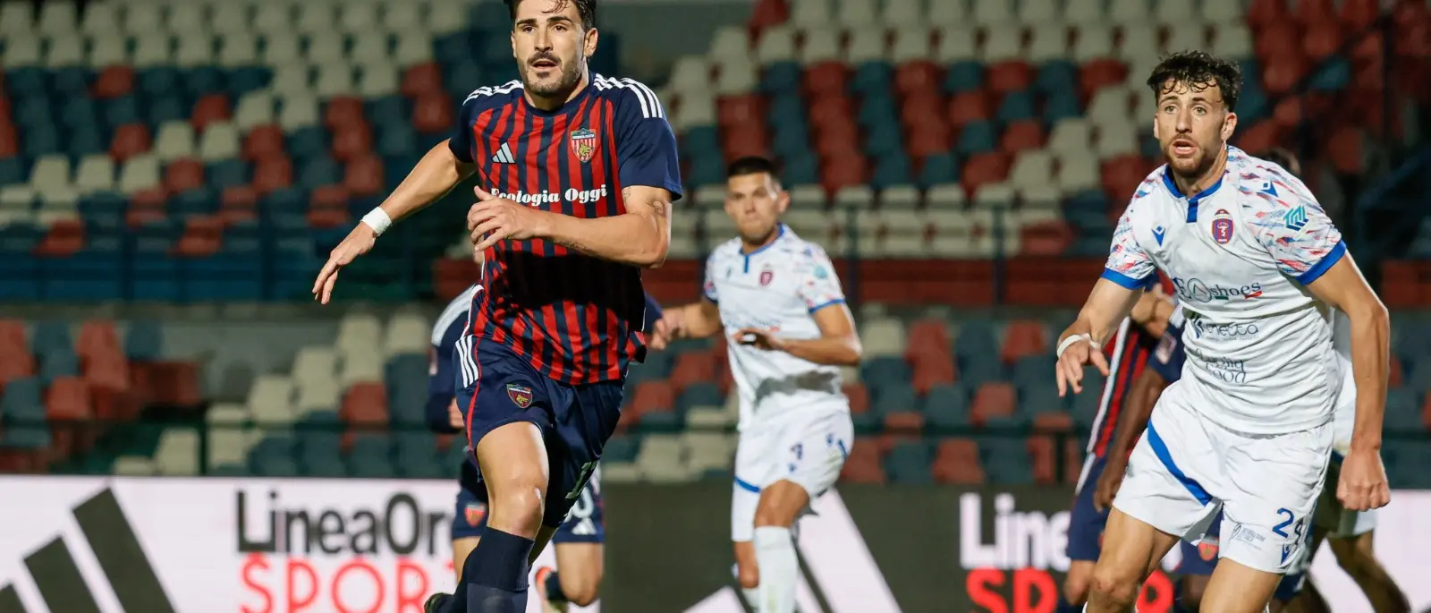 Cosenza, primi discorsi sui rinnovi: chiamate agli agenti di Ricciardi e Caporale\n