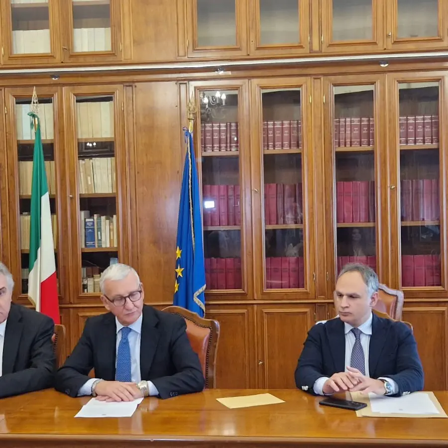 Vertenza Telecontact, lunedì confronto decisivo al Ministero del lavoro. Il sottosegretario Sbarra rassicura:\u00A0«L’obiettivo del governo è\u00A0quello di non perdere neanche un posto di lavoro»\n