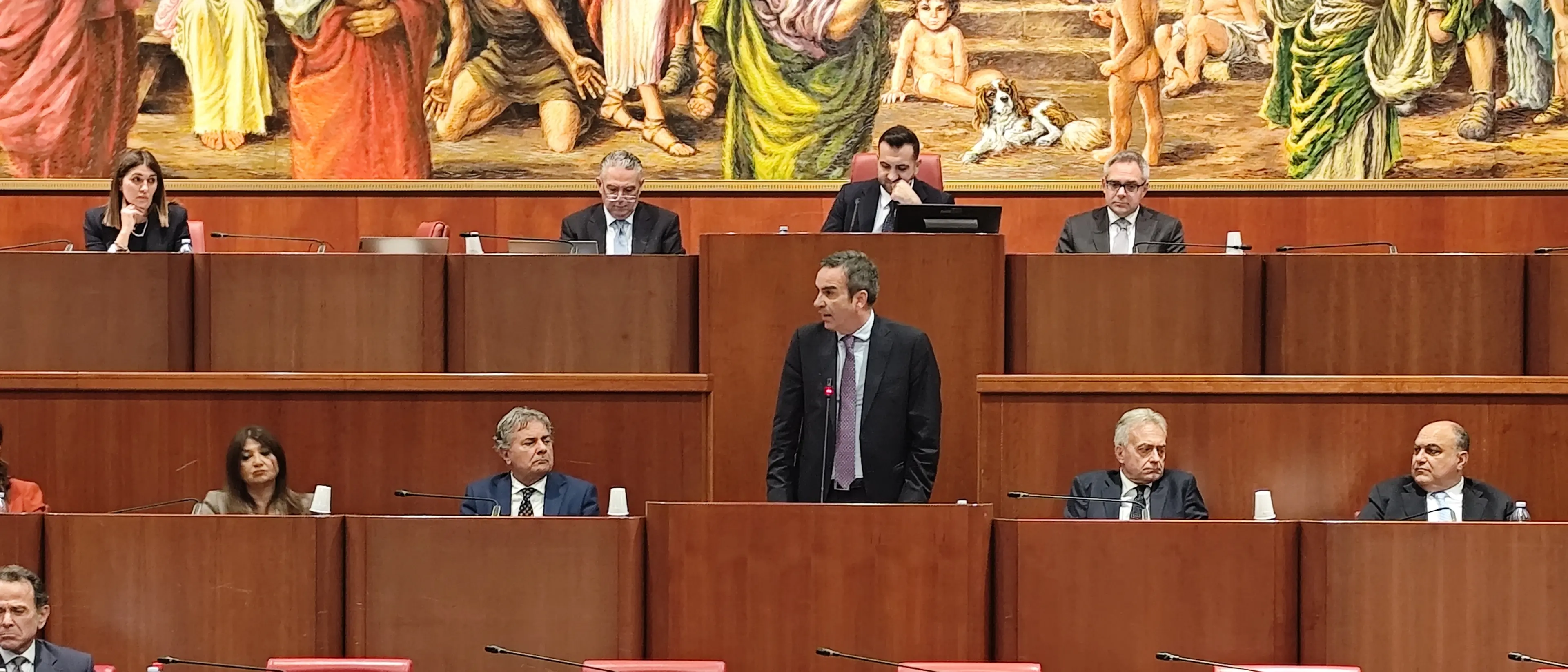 Manodopera dall’estero, Occhiuto domina la scena anche quando impone i Cpi in Tunisia nel silenzio degli alleati\n