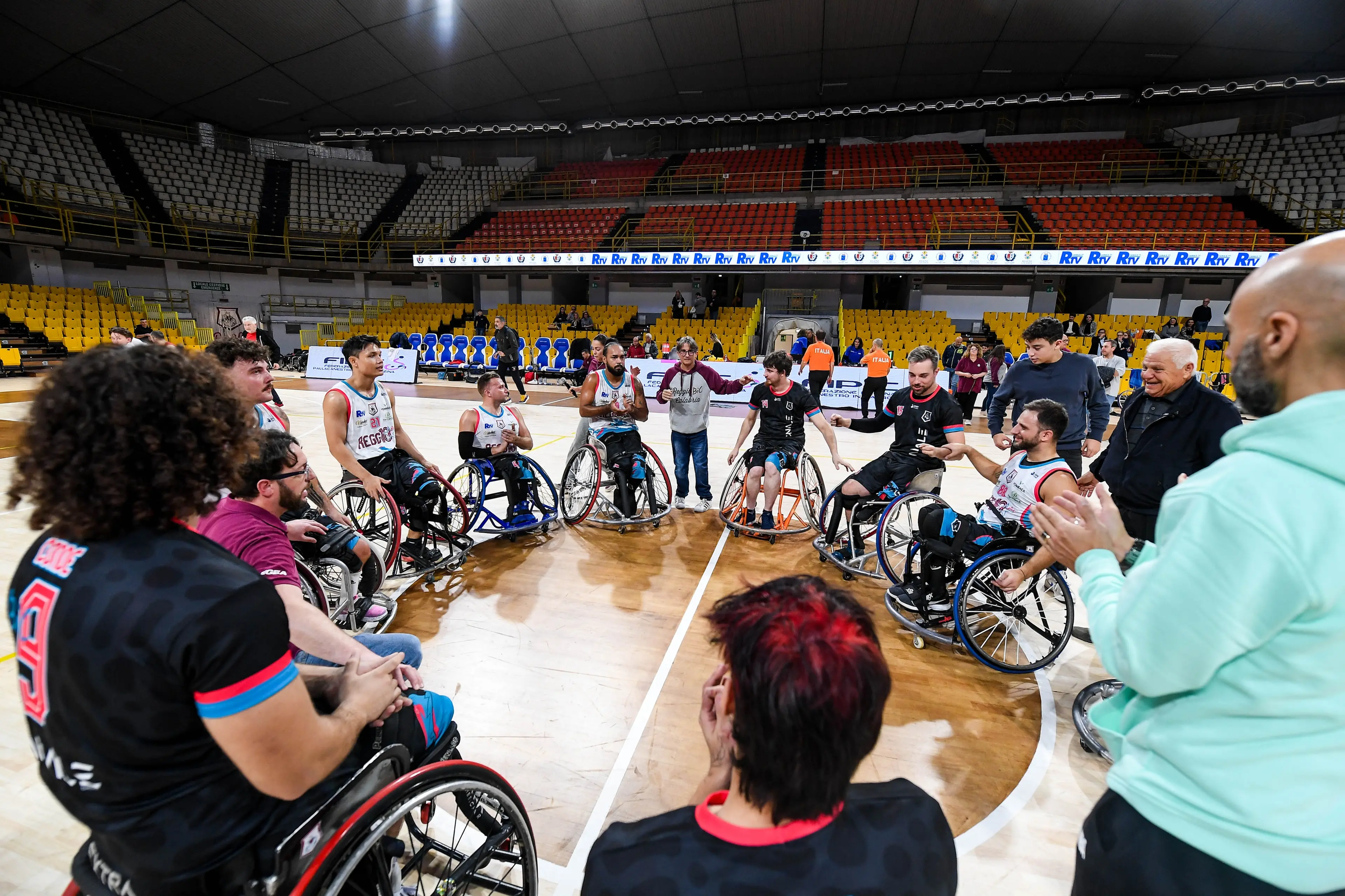 Reggio Bic, domani la sfida sul parquet sardo: attesa per il match contro gli Asinara Waves\n