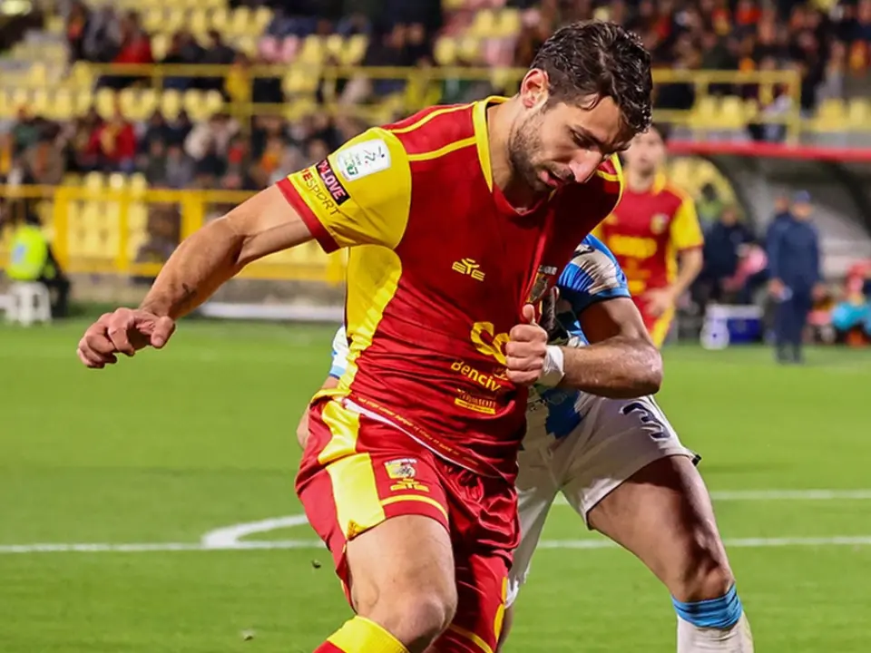 Il Pescara rovina la festa al Catanzaro nei minuti di recupero, altalena d’emozioni al Ceravolo in un rocambolesco 3-3