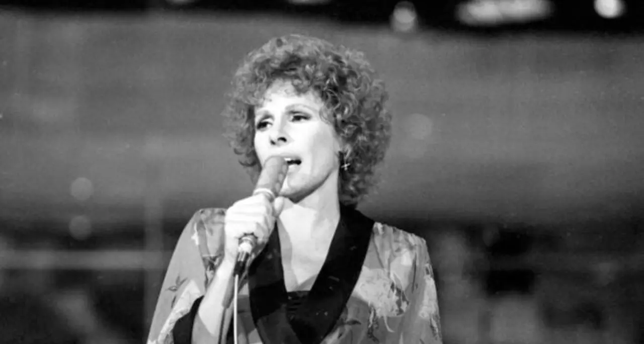 Addio a Ornella Vanoni, l’ultima grande signora della musica: una voce che l’Italia non potrà dimenticare\n