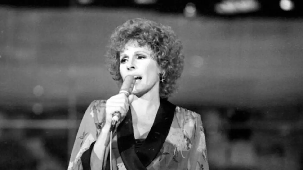 Addio a Ornella Vanoni, l’ultima grande signora della musica: una voce che l’Italia non potrà dimenticare\n