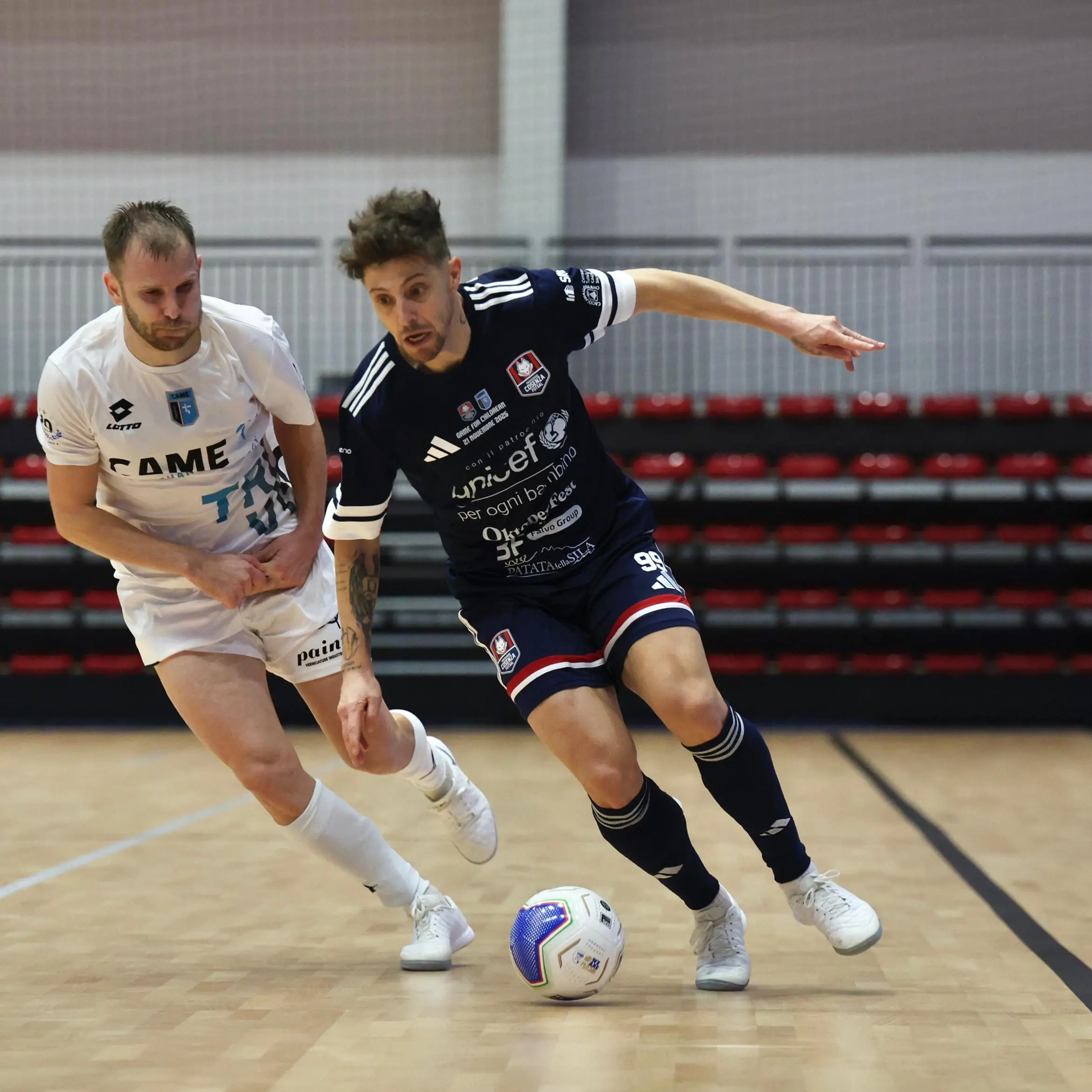 Rimonta e festa rossoblù: Pirossigeno Cosenza, tre punti d’oro contro Treviso