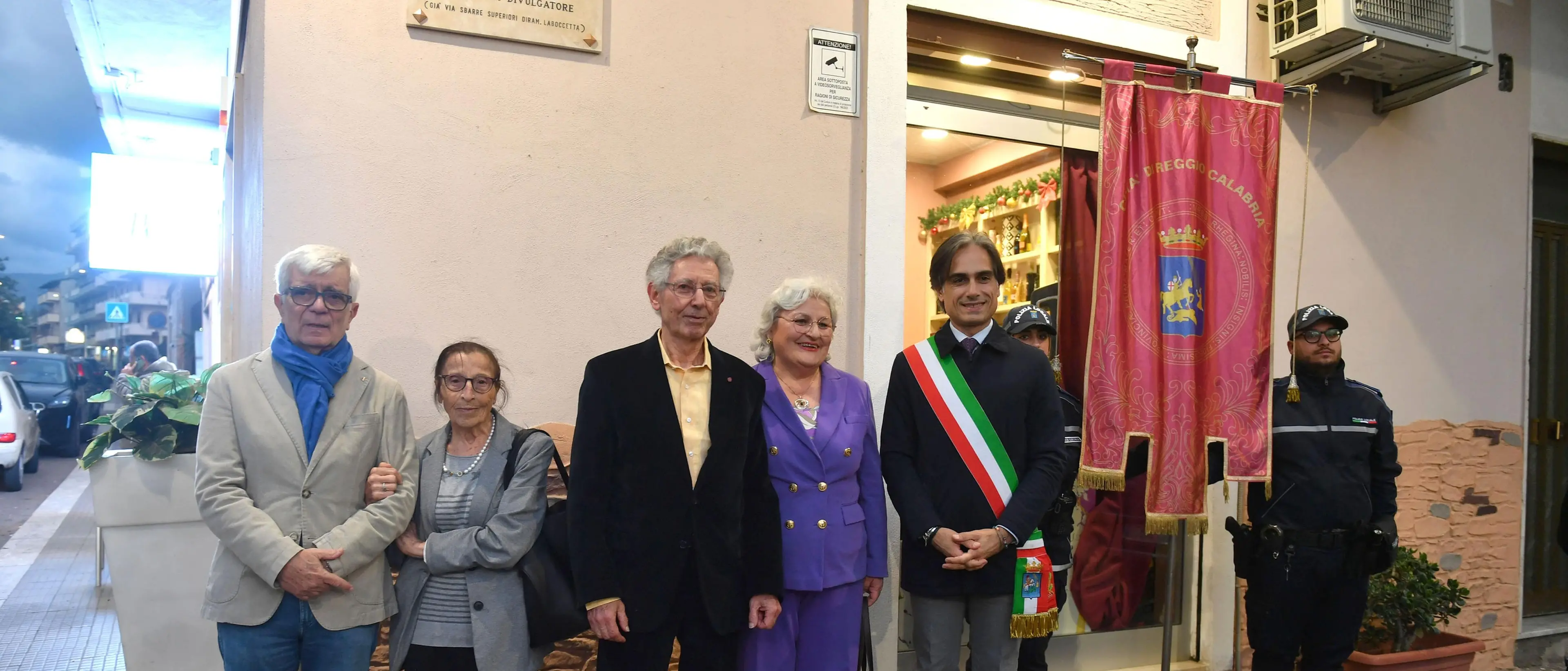 A Reggio dedicata una via\u00A0a Paolo Maffei per avvicinare le giovani generazioni alla conoscenza dell’universo\n