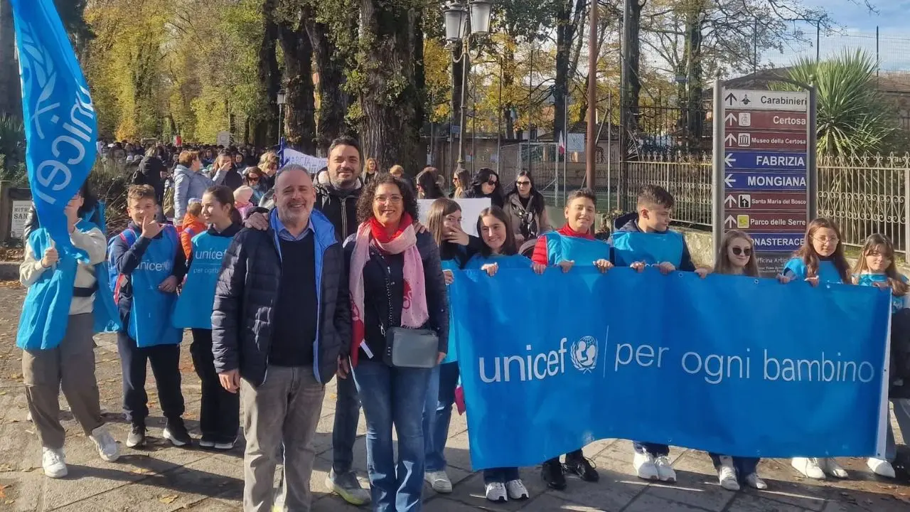 A Serra San Bruno studenti protagonisti per la Marcia per i diritti dei bambini