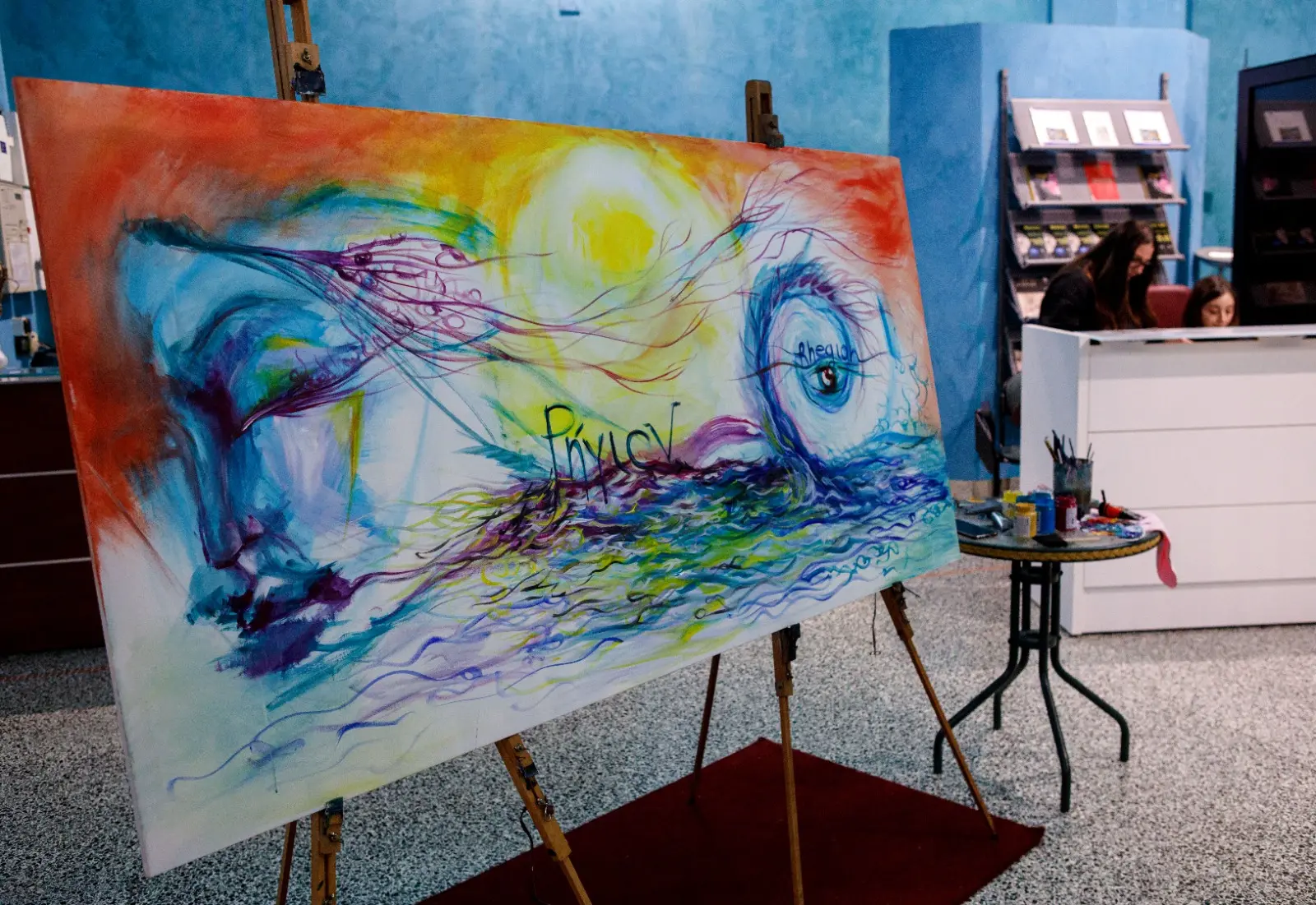 Estemporanee cromie: il silenzio del colore che racconta Reggio\n