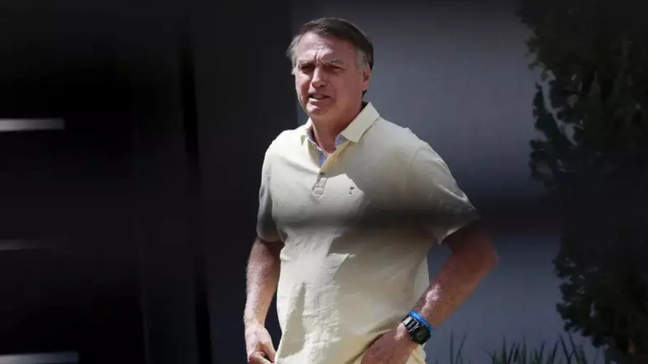 L\\'ex presidente del Brasile Jair Bolsonaro