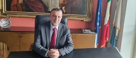 Elezioni provinciali a Vibo, presentate le liste: sarà una sfida a due tra centrosinistra e… Udc, ecco i NOMI\n