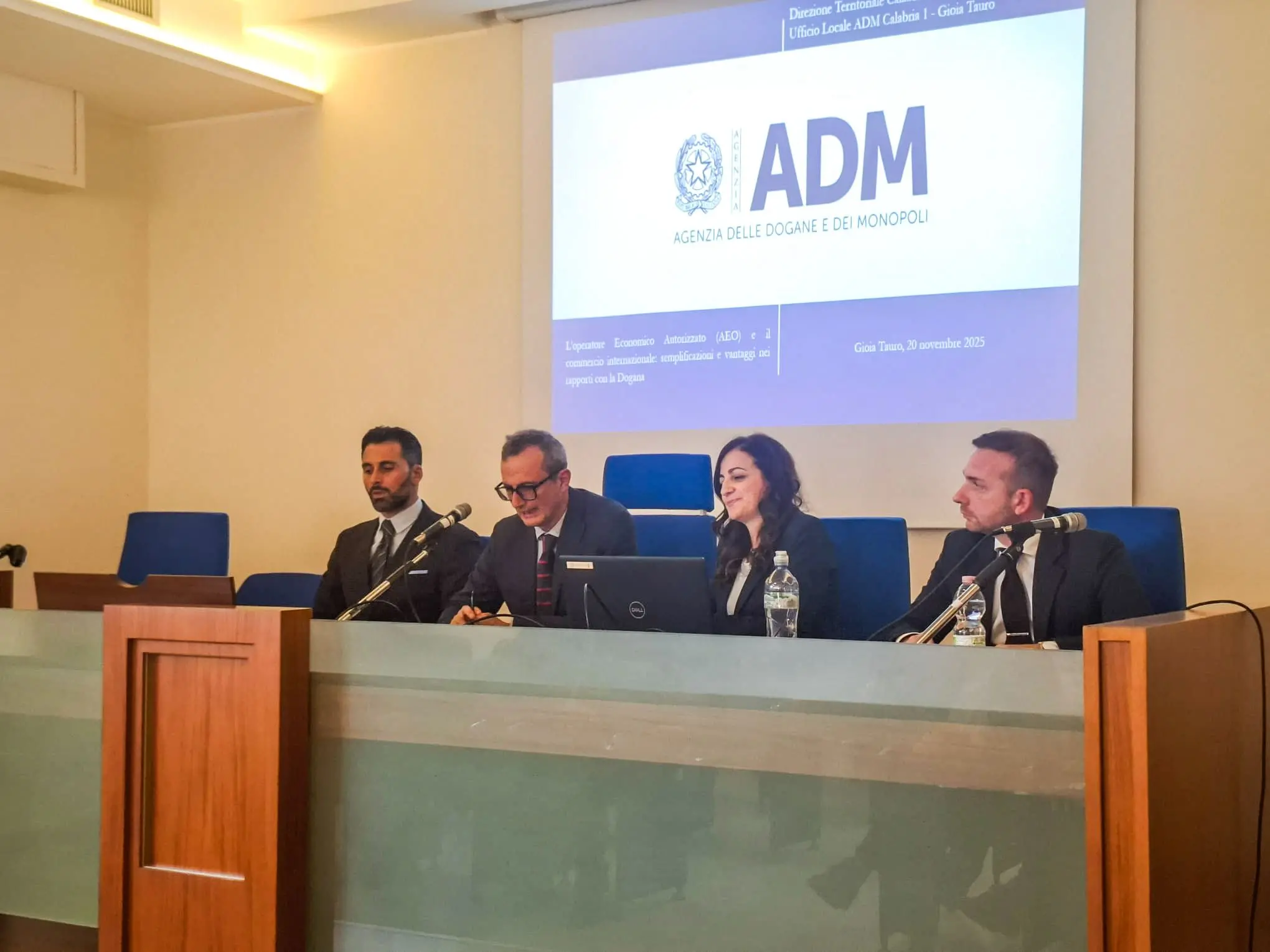 L’Operatore Economico Autorizzato, ADM e professionisti: a Gioia Tauro un confronto per un commercio più sicuro e globale\n