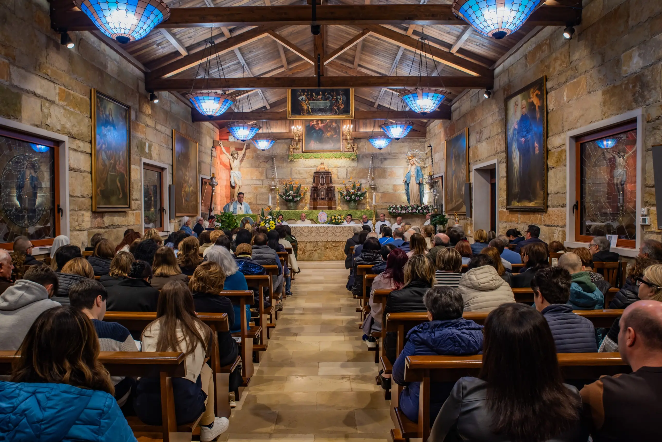 Bagnara,\u00A0alla Cittadella dell'Immacolata le celebrazioni della Madonna della Medaglia Miracolosa\n