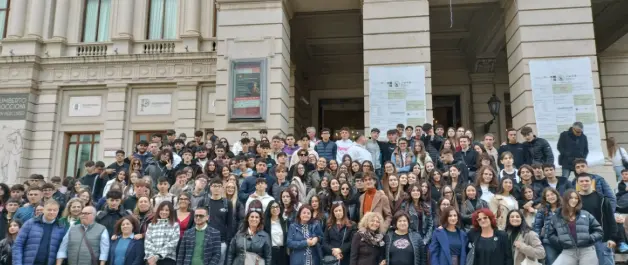 Gli studenti del Polo liceale di Locri al teatro Cilea per la “Traviata” di Giuseppe Verdi\n