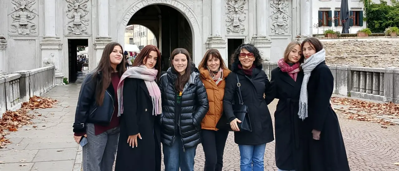 Il Liceo scientifico di Vibo trionfa al Premio “Le città di Berto”: primo posto nella sezione musicale e menzione d’onore per la poesia\n