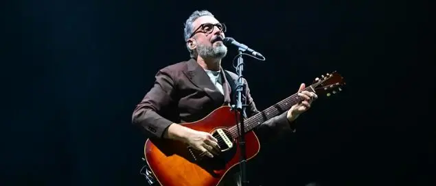 Non solo Brunori: viaggio nella storia (e nell’evoluzione) del cantautorato calabrese da Profazio a Voltarelli\n