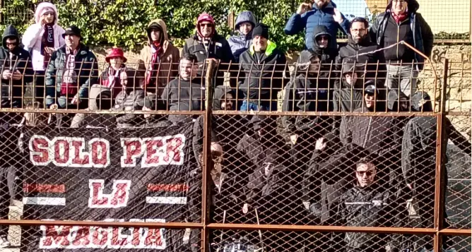 Reggina all'ultimo respiro, Ferraro gela l'Enna: finisce 0-1\n