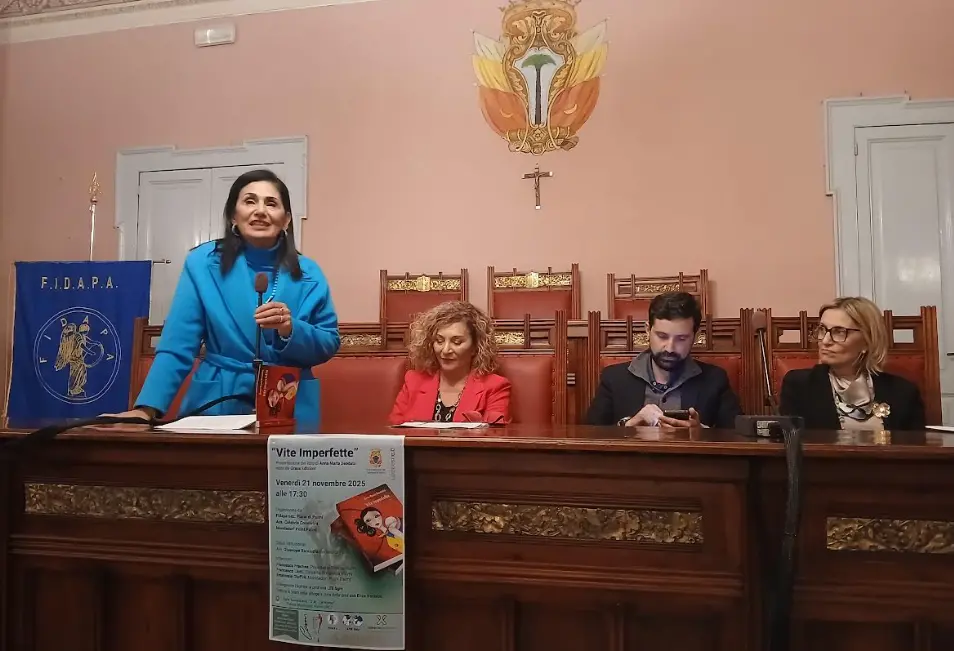 A Palmi la presentazione di “Vite imperfette” di Anna Maria Deodato\n