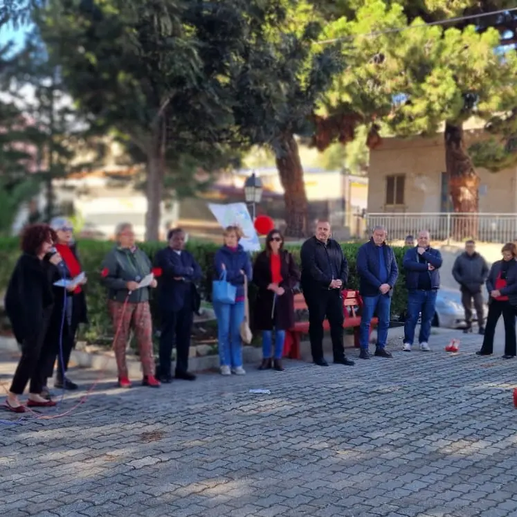 “Non siamo cosa vostra”: Marina di San Lorenzo celebra la giornata contro la violenza sulle donne\n